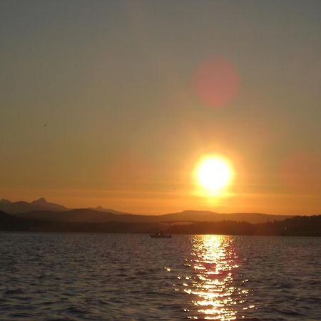Furoy Hotel Apartments And Boating Sorreisa 外观 照片