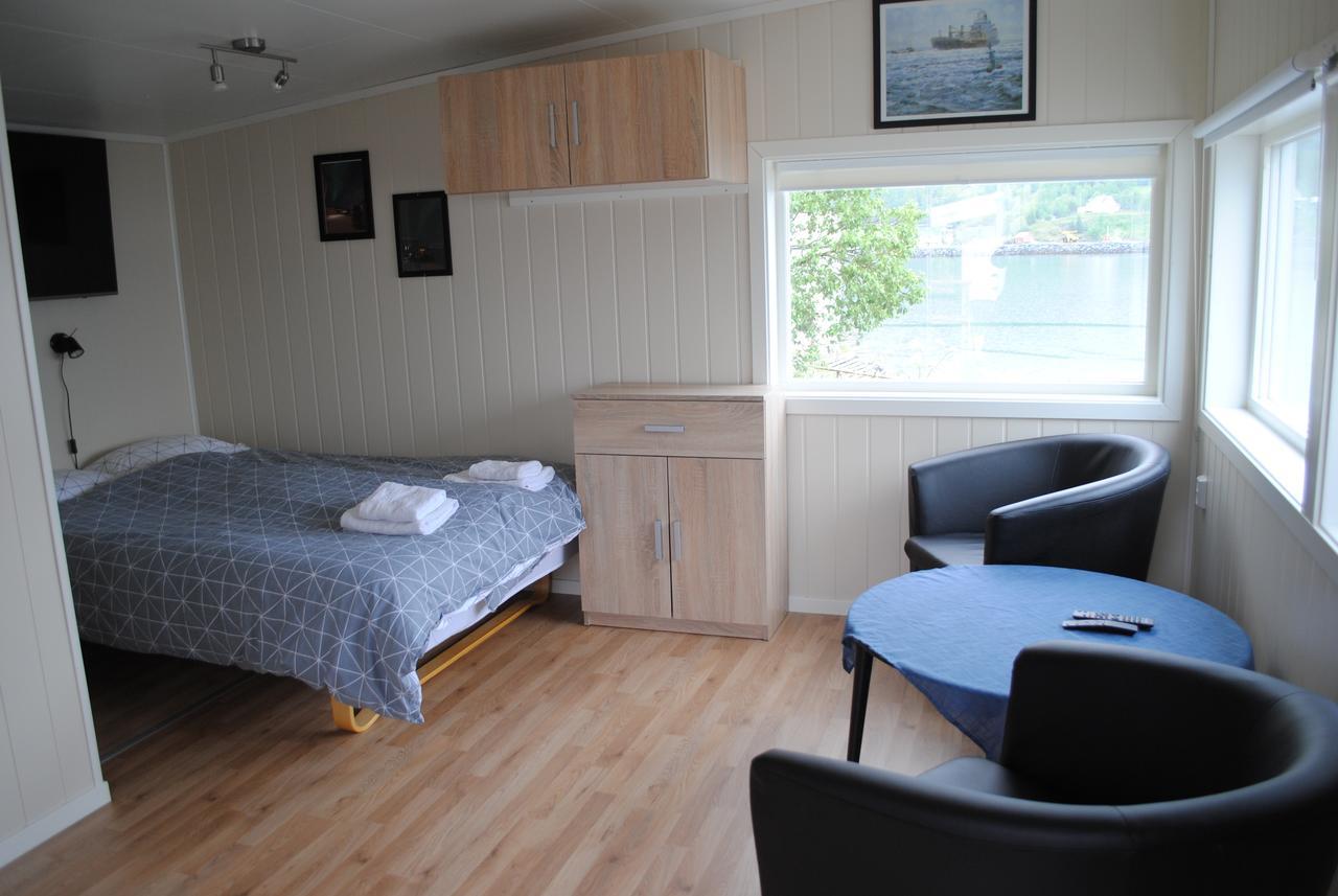 Furoy Hotel Apartments And Boating Sorreisa 外观 照片